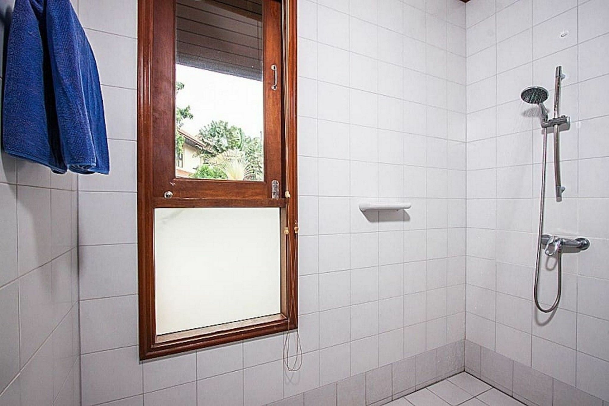 Nb Villa Sienna Бофут Екстериор снимка
